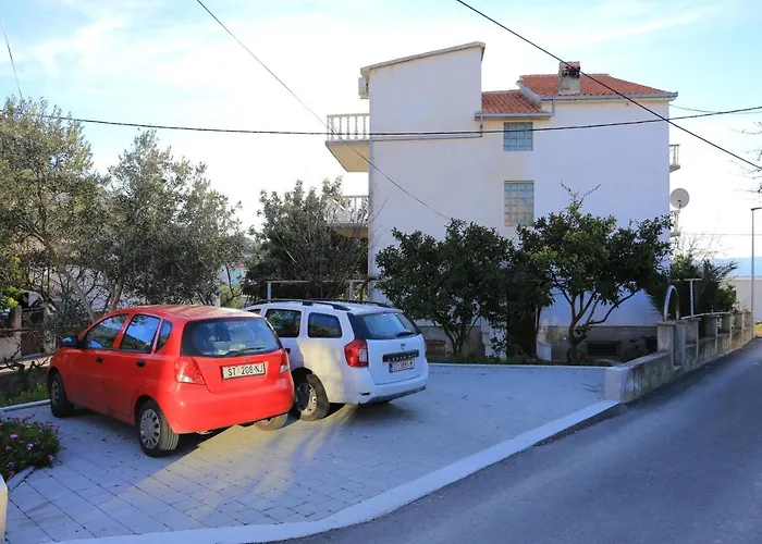 Lägenhet With Parking Space Podstrana, Split - 17053 *