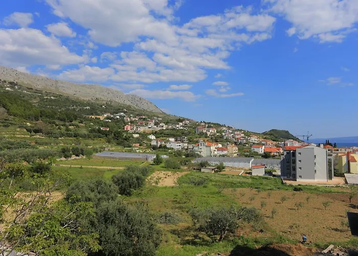 With Parking Space Podstrana, Split - 17053 شقة